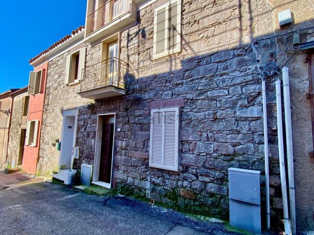 Villetta indipendente in vendita di 154 m² in Via Giuseppe Verdi, 15