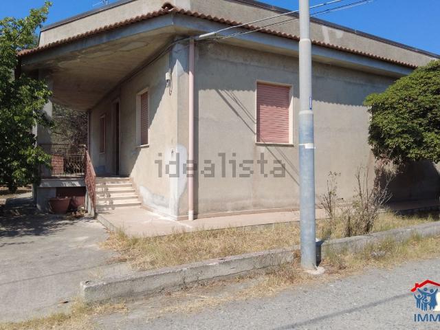 Villetta indipendente in vendita di 154 m² in Via Degli Stabilimenti