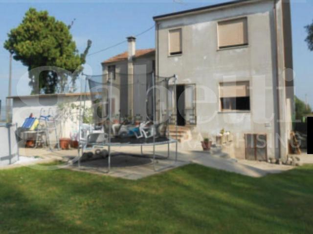 Villetta indipendente in vendita di 154 m² in Via Rosinella, 1635