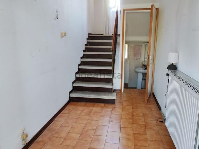 Villetta indipendente in vendita di 154 m² in Via Trento