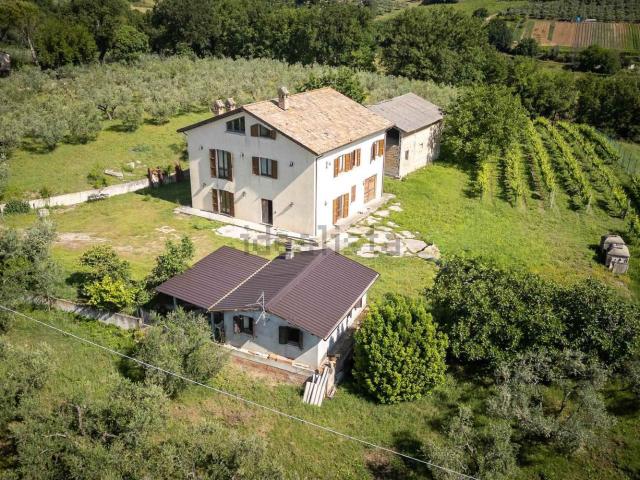 Villetta indipendente in vendita di 154 m² in Località Gallo