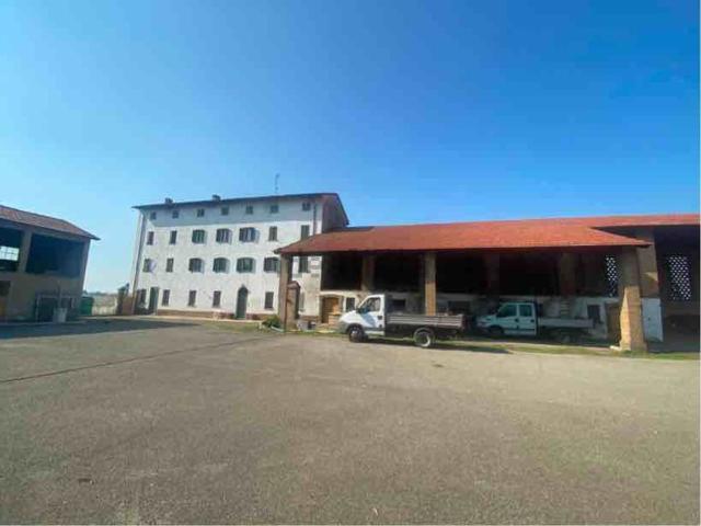Villetta indipendente in vendita di 1550 m² in Strada provinciale