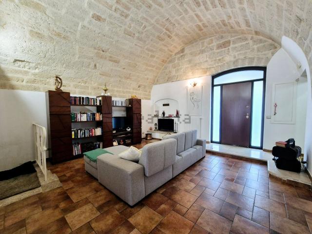 Villetta indipendente in vendita di 155 m² in Via Camillo Benso Conte di Cavour, 33
