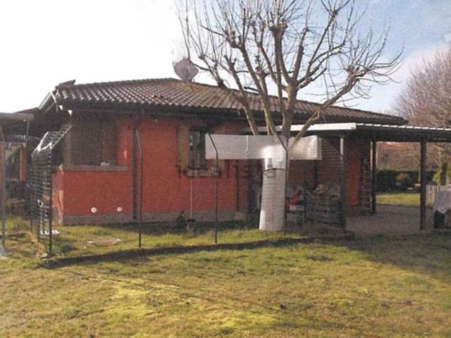 Villetta indipendente in vendita di 155 m² in Via Giovanni Amendola