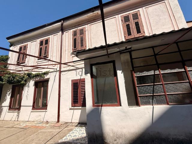 Villetta indipendente in vendita di 155 m² in Via Giovanni Verga, 22