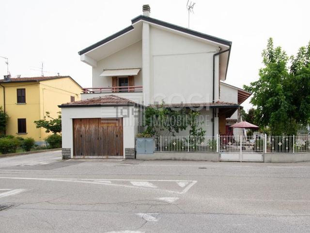 Villetta indipendente in vendita di 155 m² in Via Porta San Carlo, 48