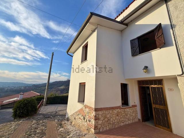 Villetta indipendente in vendita di 155 m² in Via Roveredo Alto, 30
