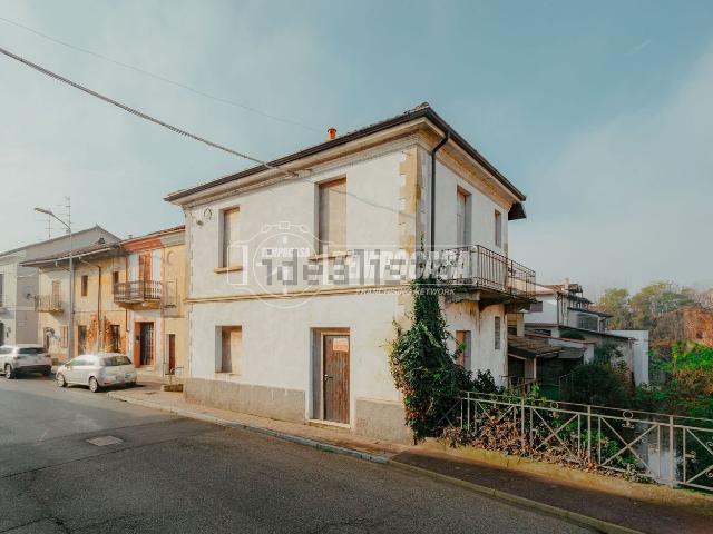 Villetta indipendente in vendita di 155 m² in Via Vittorio Emanuele II, 2