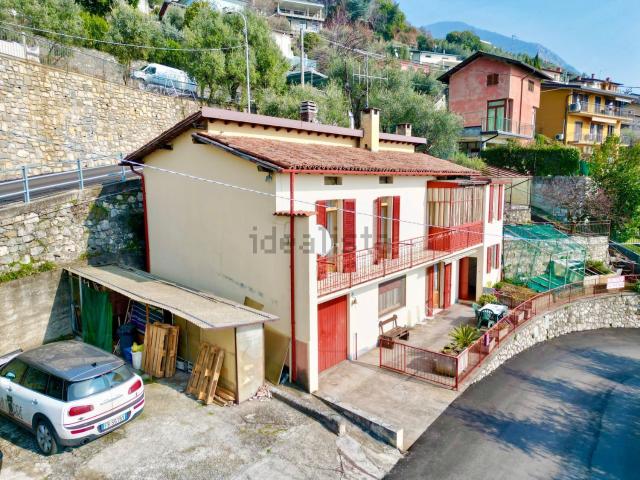 Villetta indipendente in vendita di 156 m² in Via Campitino, 8