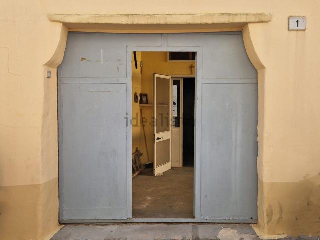 Villetta indipendente in vendita di 156 m² in Via G. Leopardi, 60