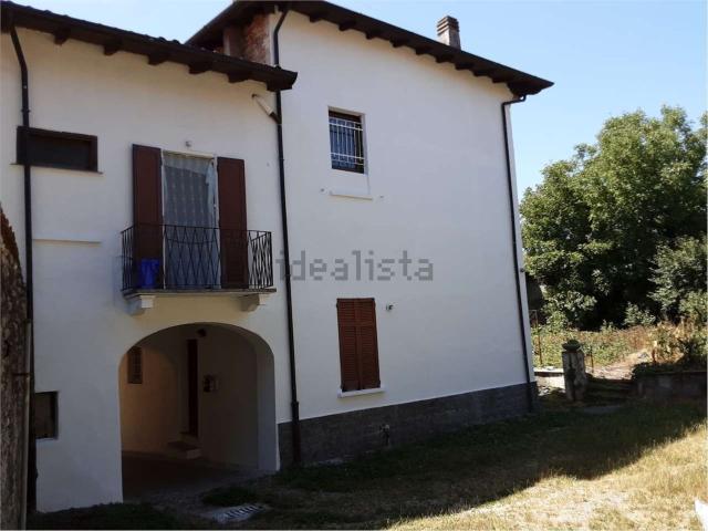 Villetta indipendente in vendita di 156 m² in Via Guglielmo Marconi