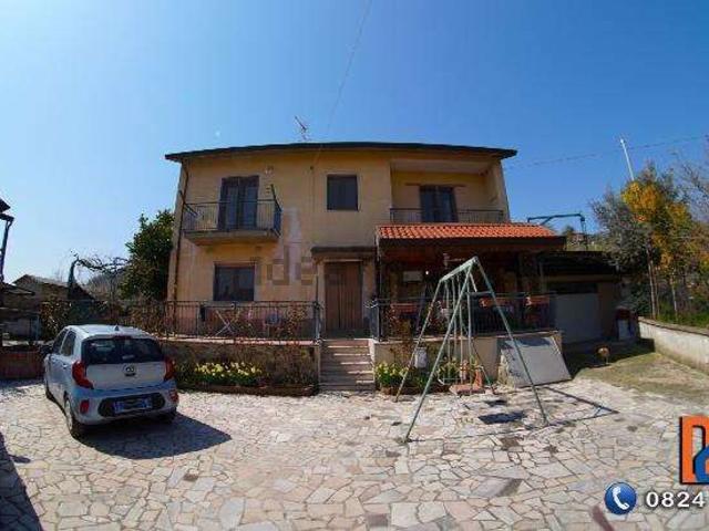 Villetta indipendente in vendita di 156 m² in Via Don Luigi Sturzo