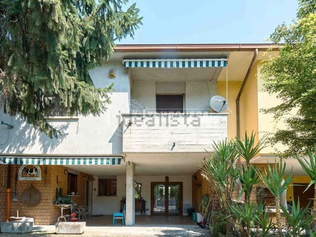 Villetta indipendente in vendita di 156 m² in Via del Maris