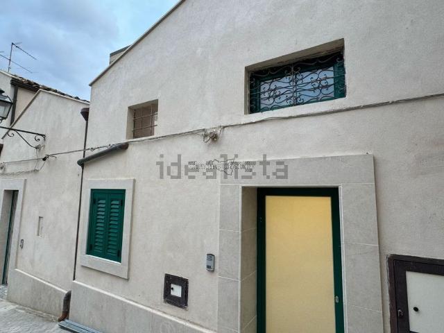 Villetta indipendente in vendita di 156 m² in Via San Martino