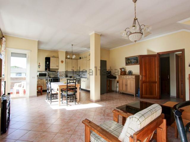 Villetta indipendente in vendita di 156 m² in Via Torrile