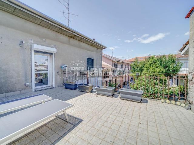 Villetta indipendente in vendita di 157 m² in Via G. Alberti, 7