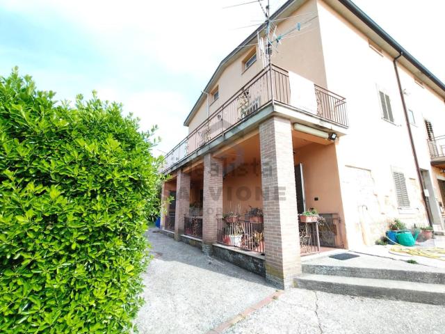 Villetta indipendente in vendita di 157 m² in Via San Salvatore I Traversa, 3