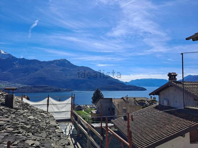 Villetta indipendente in vendita di 157 m² in Via per Vico