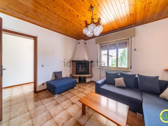 Villetta indipendente in vendita di 158 m² in Via Oltretorre