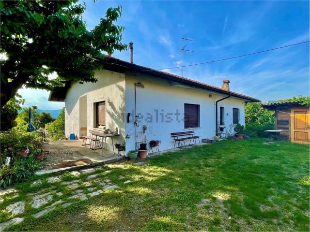 Villetta indipendente in vendita di 158 m² in Via Monviso, 39