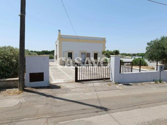 Villetta indipendente in vendita di 158 m² in Via Michelangelo Buonarroti, 7