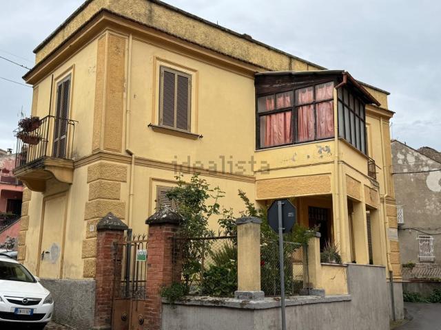 Villetta indipendente in vendita di 158 m² in Via Sicilia, 22