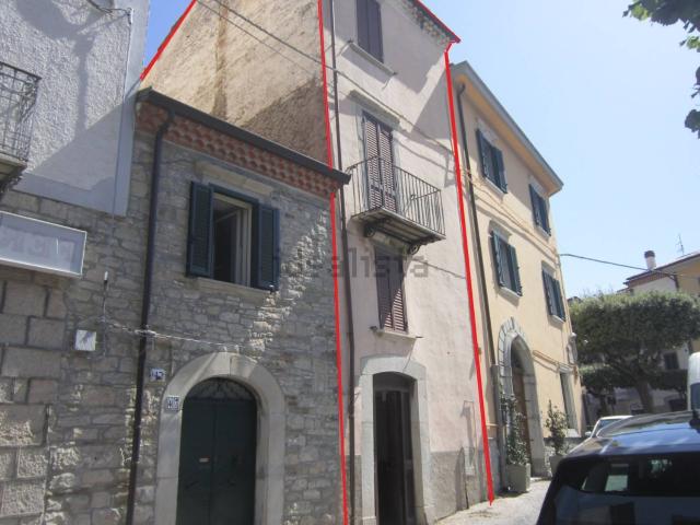 Villetta indipendente in vendita di 159 m² in Via Castelfidardo