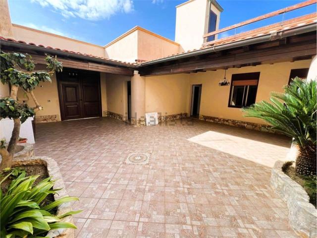 Villetta indipendente in vendita di 160 m²