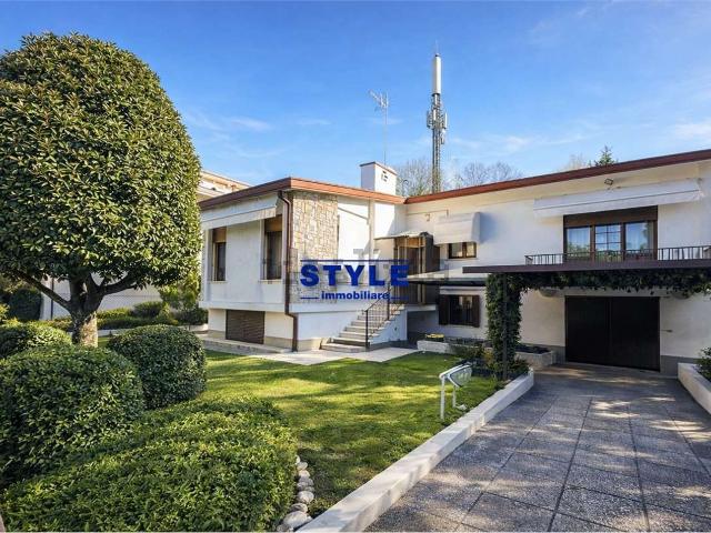 Villetta indipendente in vendita di 160 m²
