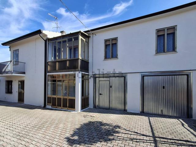 Villetta indipendente in vendita di 160 m²