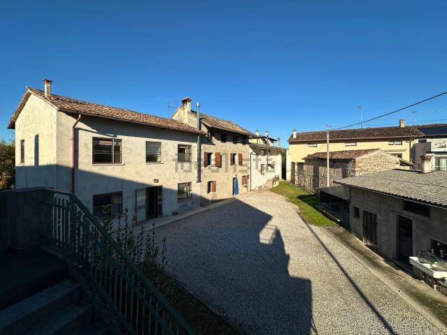 Villetta indipendente in vendita di 160 m² in Via Caterina Percoto, 10