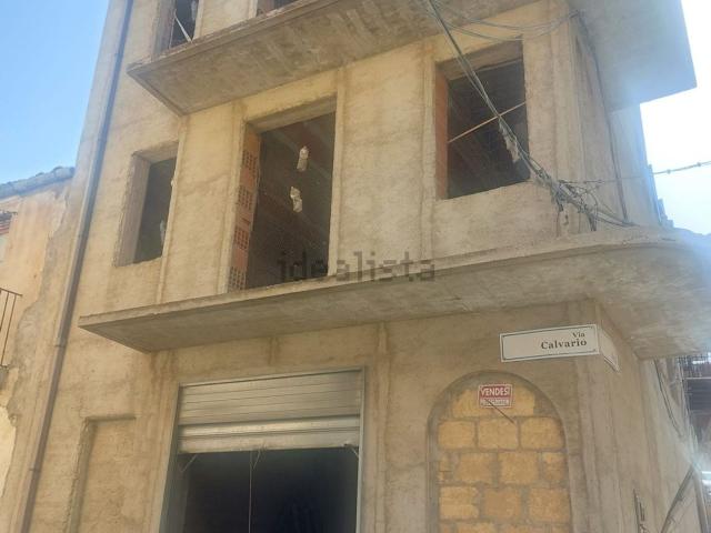 Villetta indipendente in vendita di 160 m² in Via Calvario, 37