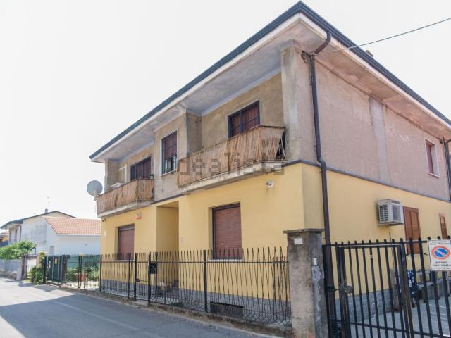 Villetta indipendente in vendita di 160 m² in Via Amerigo Vespucci, 2
