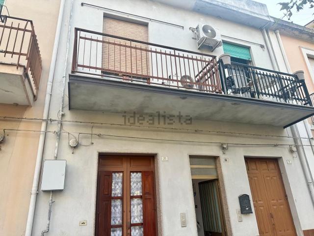 Villetta indipendente in vendita di 160 m² in Via Barcellona Castroreale, 18