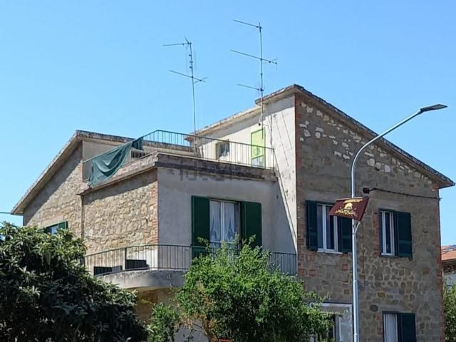 Villetta indipendente in vendita di 160 m² in Via Giovanni Pascoli