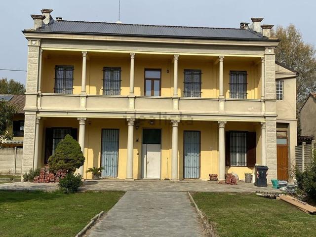 Villetta indipendente in vendita di 160 m² in Via Dottore Magnani, 69