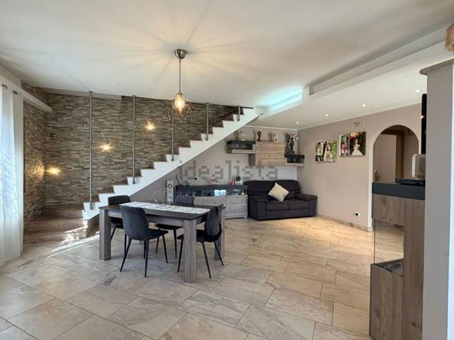 Villetta indipendente in vendita di 160 m² in Via Degli Aceri, 4