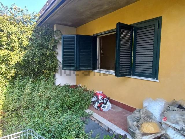 Villetta indipendente in vendita di 160 m² in Via degli Ulivi, 9