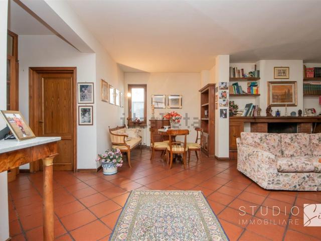 Villetta indipendente in vendita di 160 m² in Via dei Mandorli