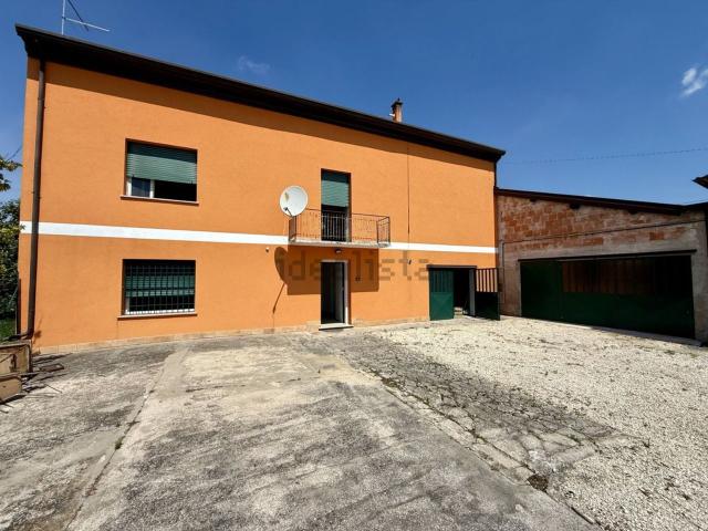 Villetta indipendente in vendita di 160 m² in Via dei Mori, 46