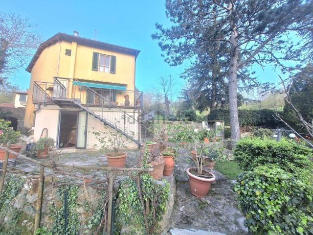 Villetta indipendente in vendita di 160 m² in Via dei Bosconi, 60