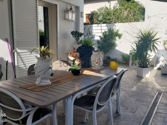 Villetta indipendente in vendita di 160 m² in Via del Mare