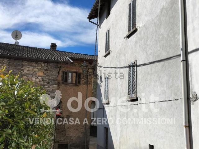 Villetta indipendente in vendita di 160 m² in Via della Chiesa, 2