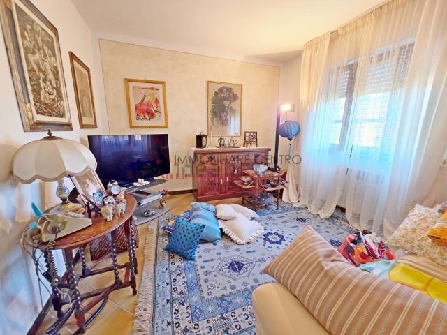 Villetta indipendente in vendita di 160 m² in Via della Gronda