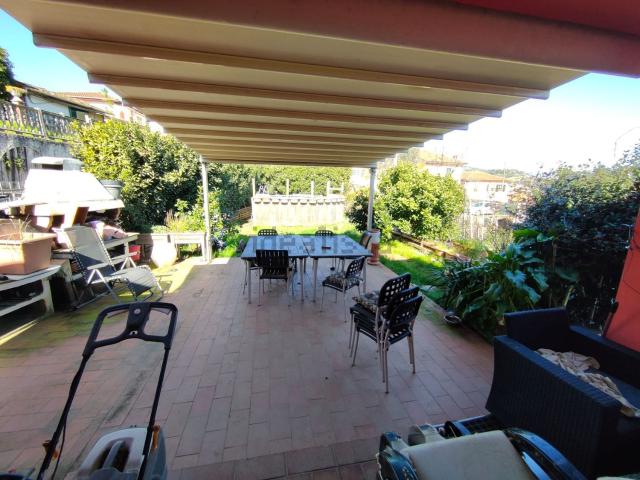Villetta indipendente in vendita di 160 m² in Via Enrico De Nicola