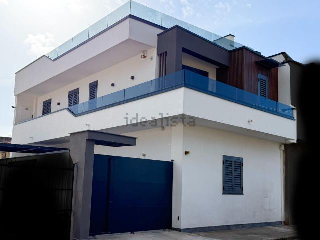 Villetta indipendente in vendita di 160 m² in Via Eccidio delle Cementare