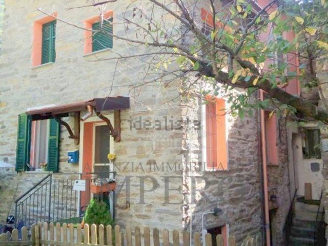 Villetta indipendente in vendita di 160 m² in Via IV Novembre