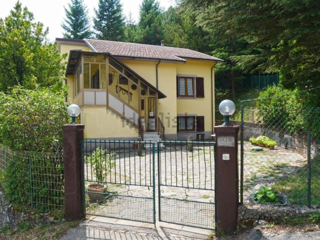 Villetta indipendente in vendita di 160 m² in Via Libertà, 5