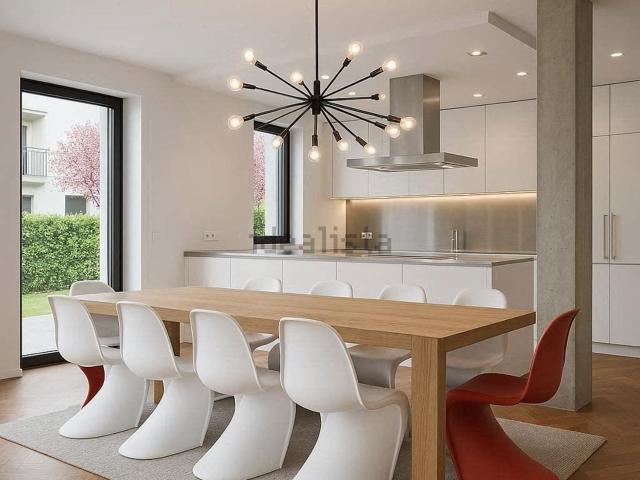 Villetta indipendente in vendita di 160 m² in Via Martiri della Libertà