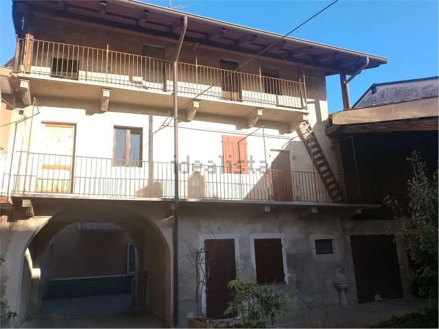 Villetta indipendente in vendita di 160 m² in Via Novara, 5